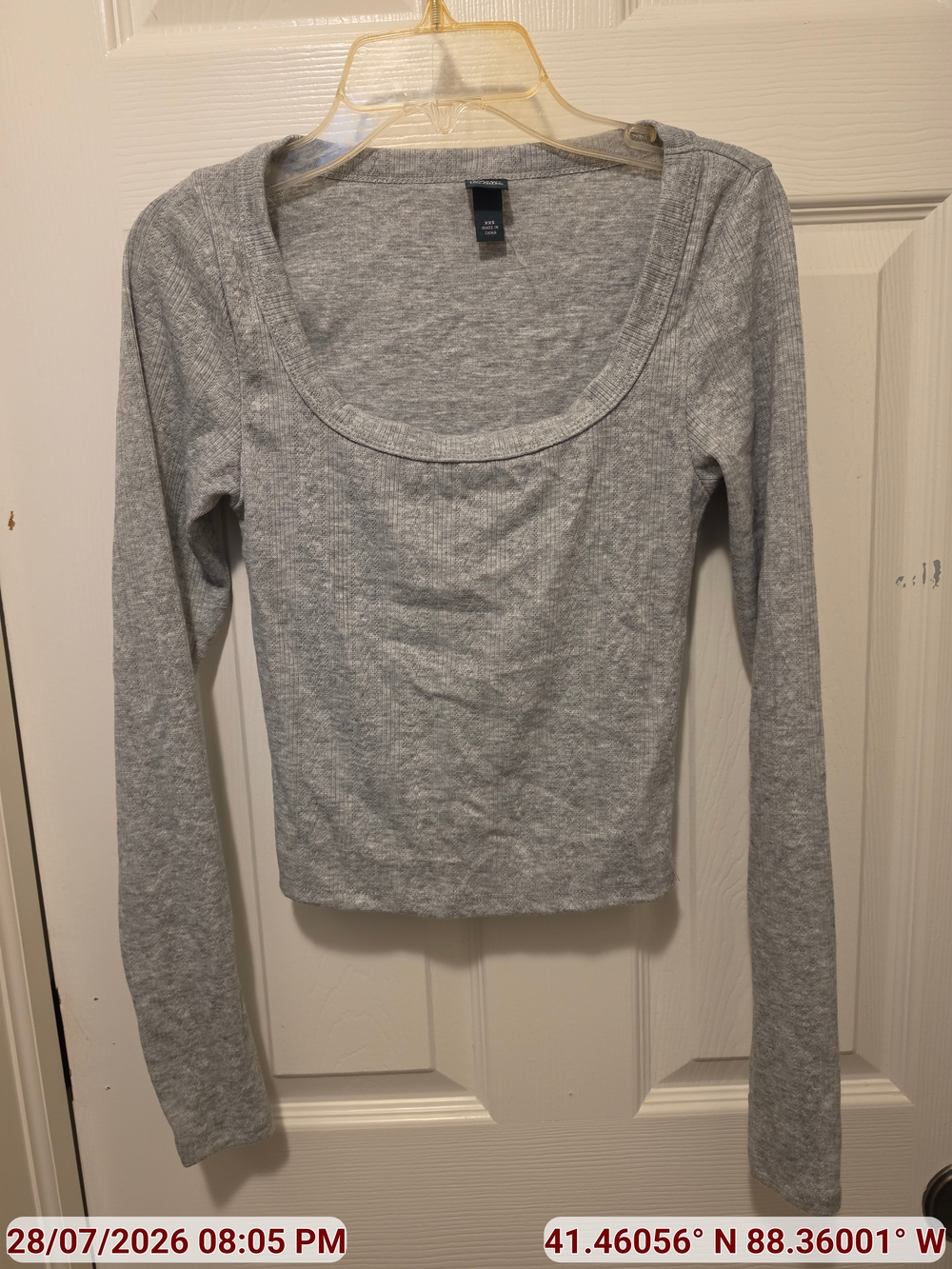 H&M Heather Gray Ribbed Scoop Neck Long Sleeve Top
